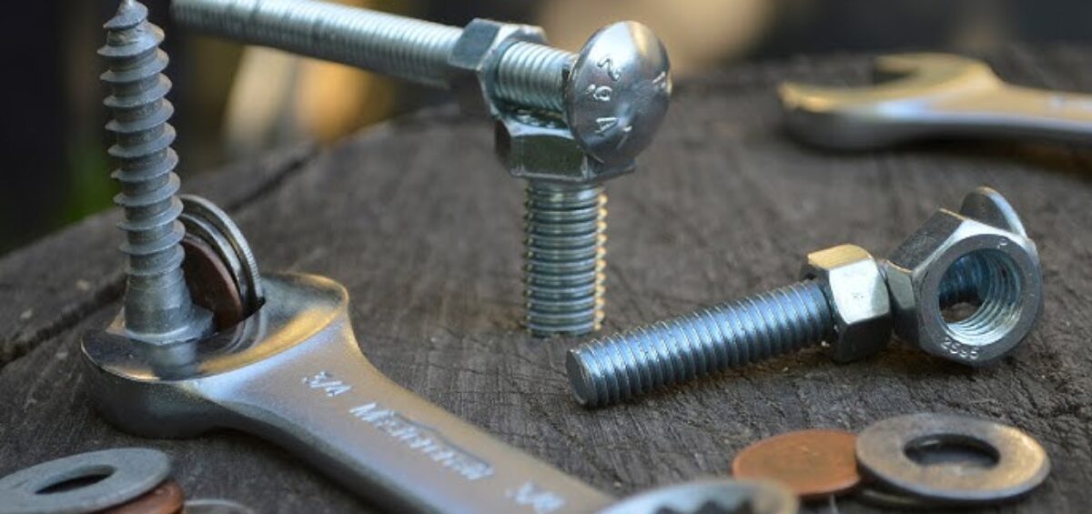 January 2012's Quick Tip of the Month 10 Woodworking Screws